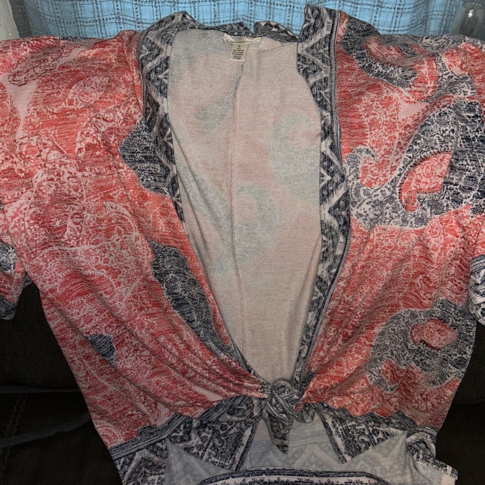 Sweater - Picture 2 of 10